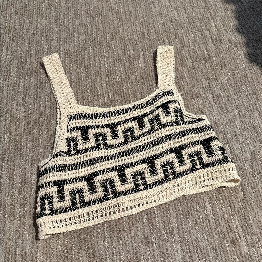 SHEIN Black and Cream Patterned Crochet Crop Top